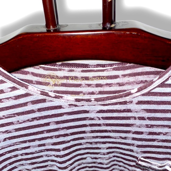 Calvin Klein Stone Washed Casual T Size Large - Picture 5 of 6